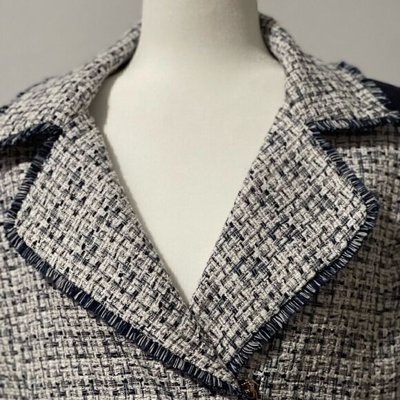 Chicos size 0 Moto tweed trim detail jacket - Picture 8 of 13